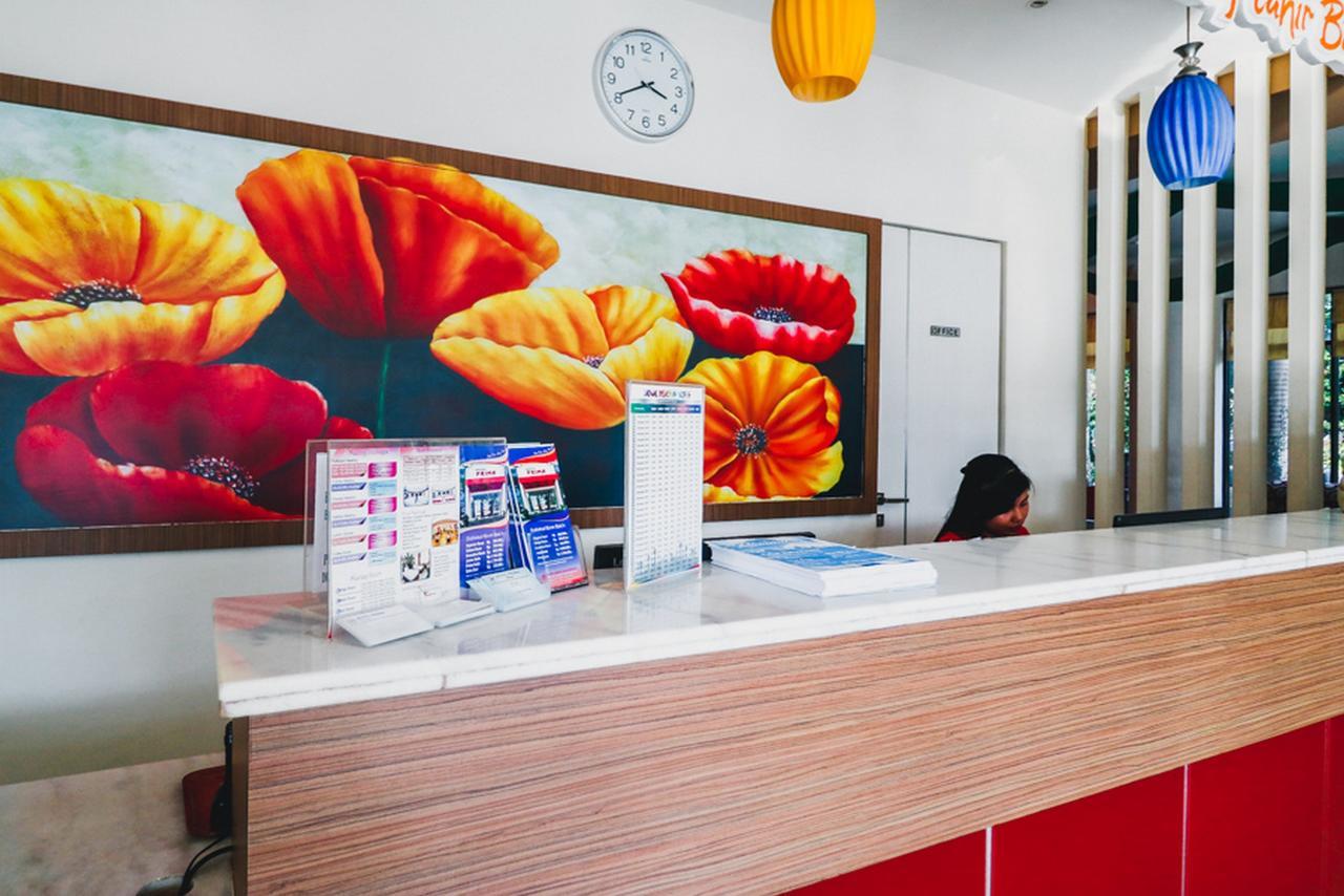 Reddoorz Plus Near Mall Ratu Indah 2 Macasar Exterior foto